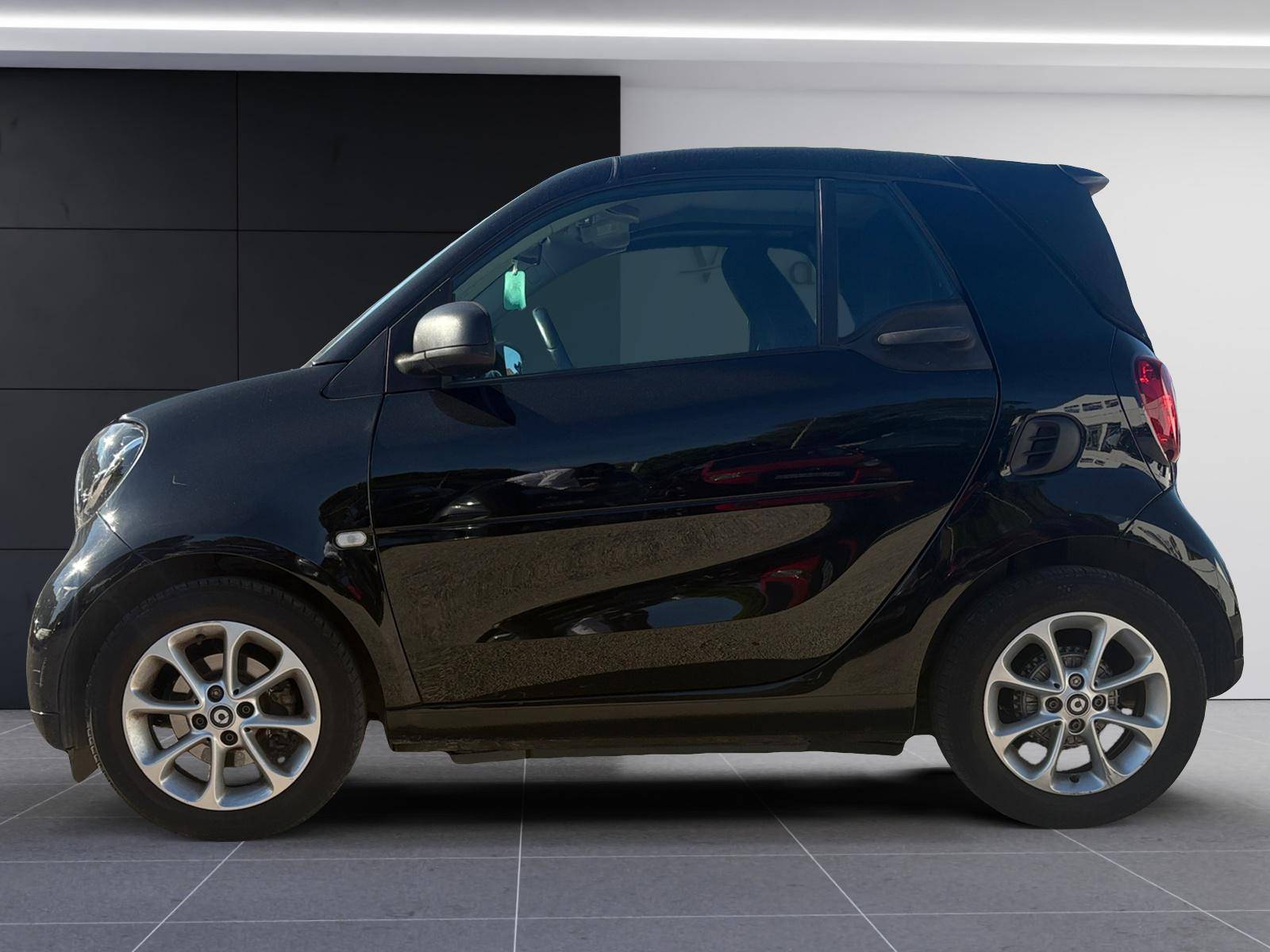 Image Smart FORTWO CABRIO Base 52 kW passion 1.0 71 ch 